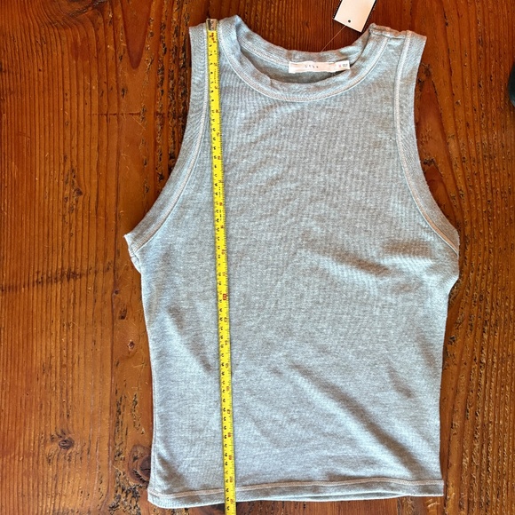 NWT Lush Cropped Tank Top in Grey with White Stitching Size Medium - Picture 7 of 8